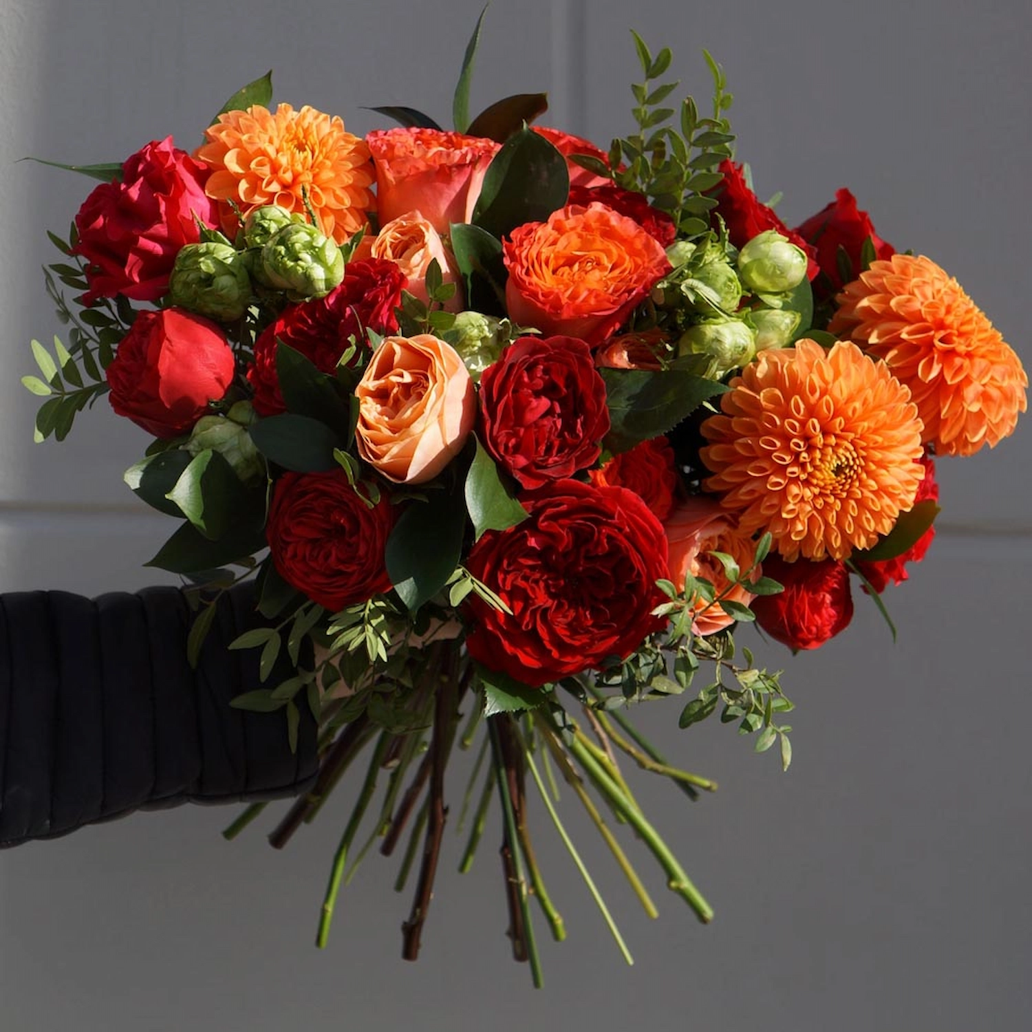 Kauden erikoiskimppu syksyn väreissä